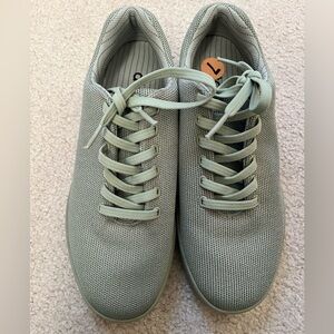 Atoms Model 000 Green/Gray - Men 7.25 Women 8.75 - NWT